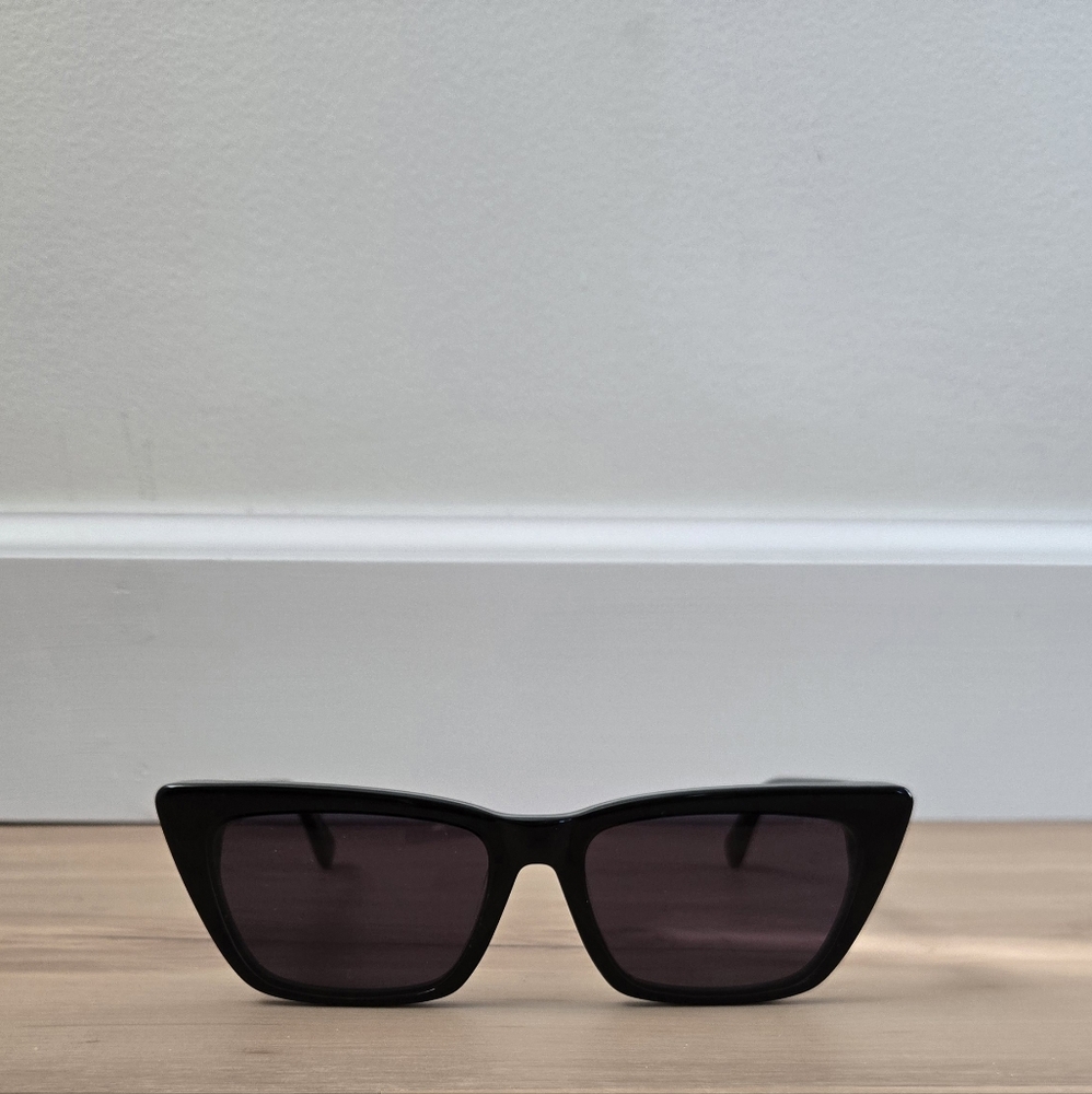 dezi | gato | cat eye sunglasses | dark lenses | woman owned